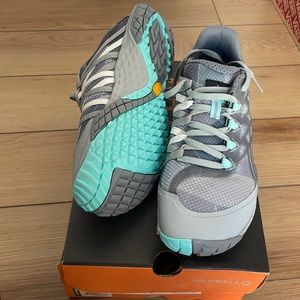 Merrell Trail Glove NEVER WORN barefoot feel